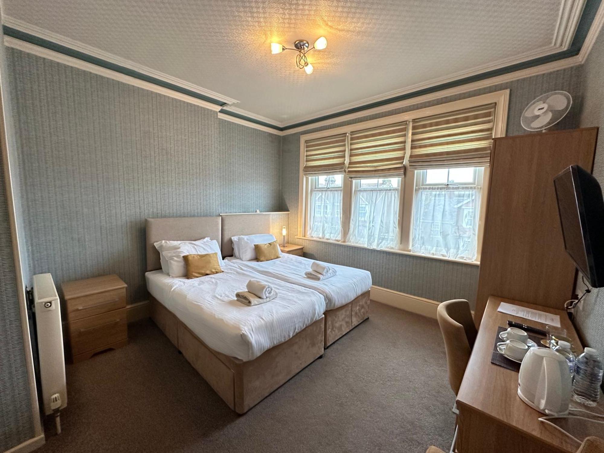 Hotel Devonia Express AEGON International Esterno foto